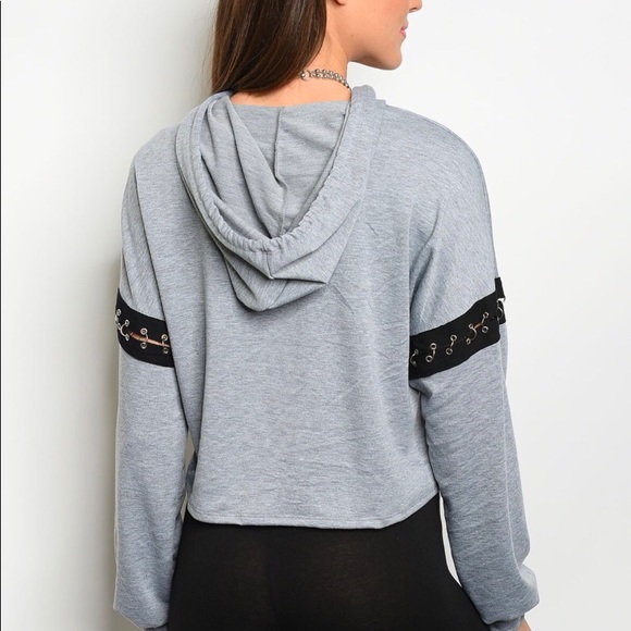 Lightweight Cropped Hoodie - Picture 3 of 3